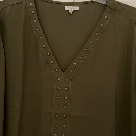 Maurice’s Long Sleeve Olive Green Blouse with Stud Detail 4X - Picture 2 of 6